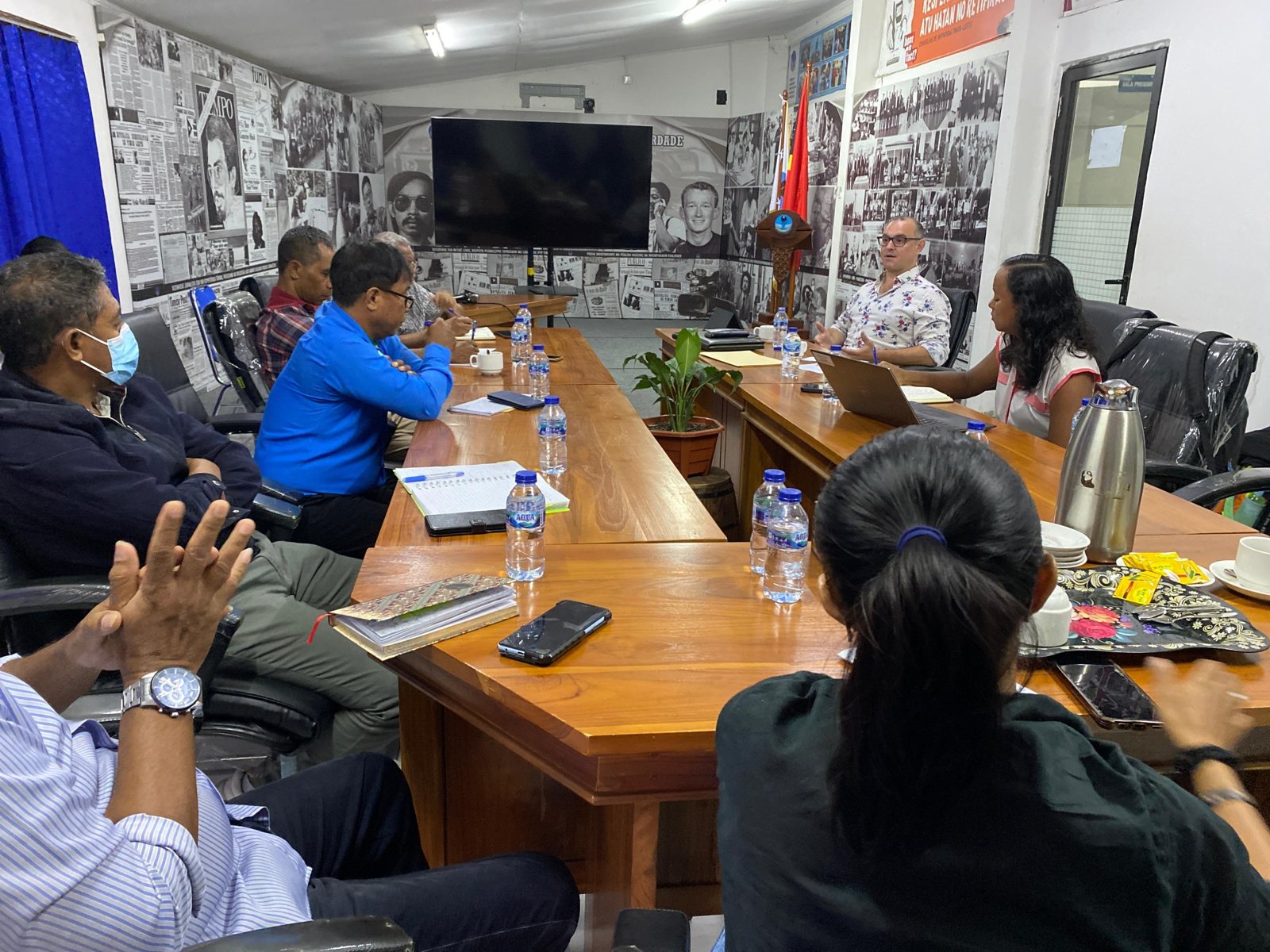 Guy Turner leading a stakeholder consultation in Timor-Leste